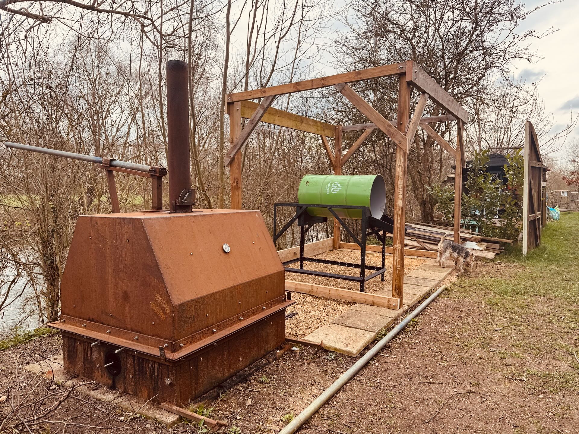 The finished retort kiln setup on the riverbank